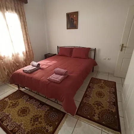 Mika's Samesa House * Leonídion