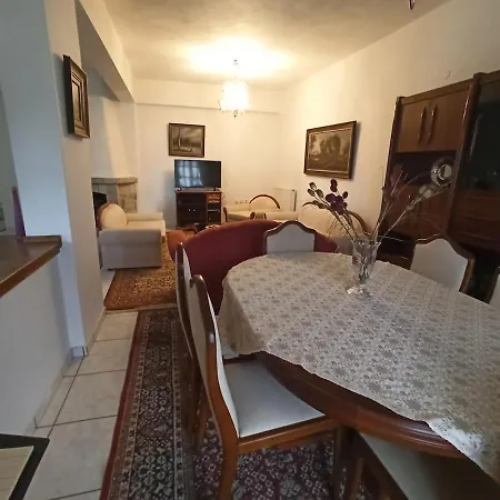 Mika's Samesa House Leonídion