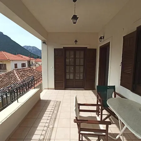 Mika's Samesa House * Leonídion